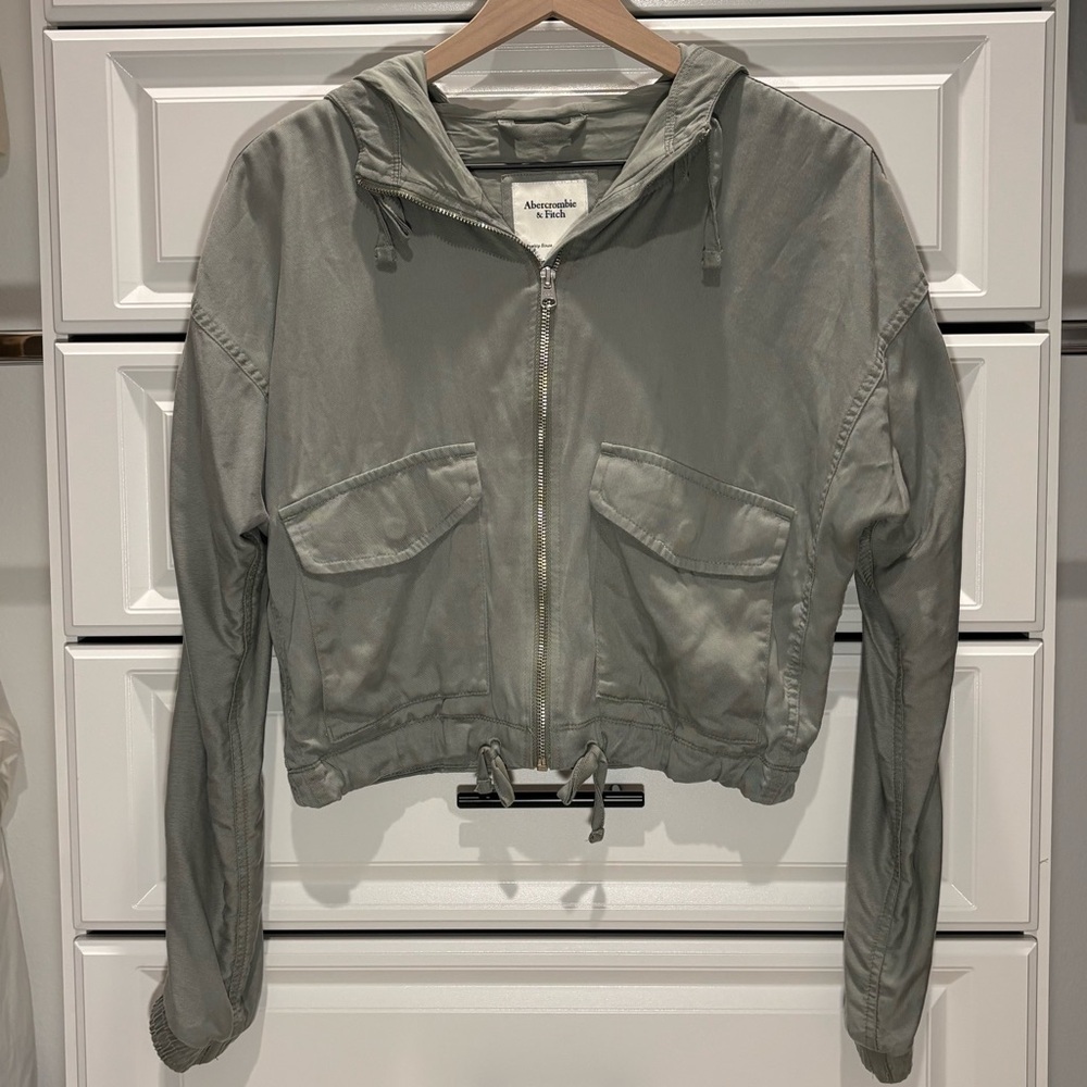 Abercrombie & Fitch Women's Utility Jacket in Olive, Medium